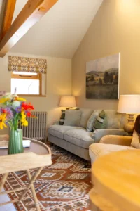 woodlands sugar hill lounge 1